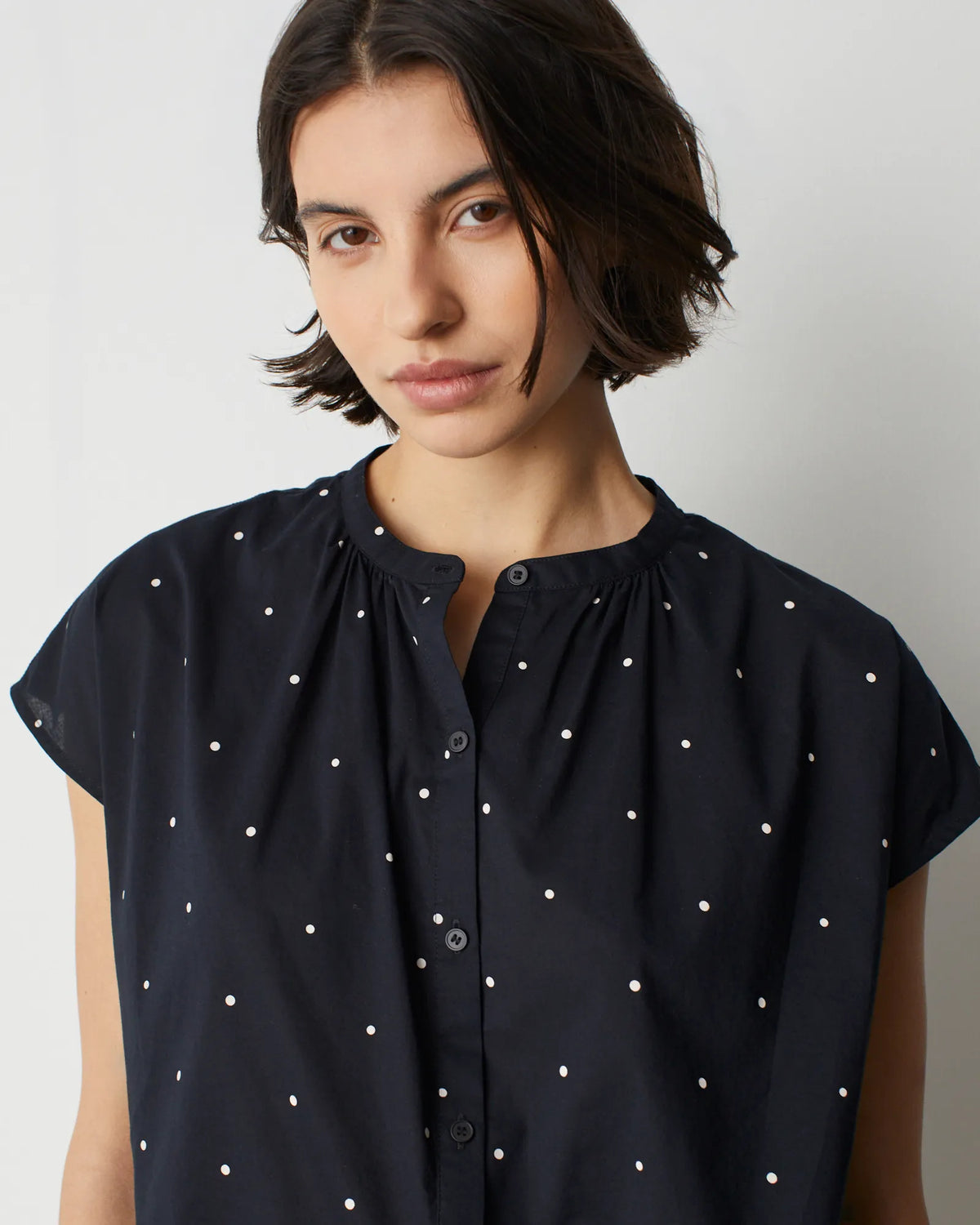 M090 PINDOT BLACK