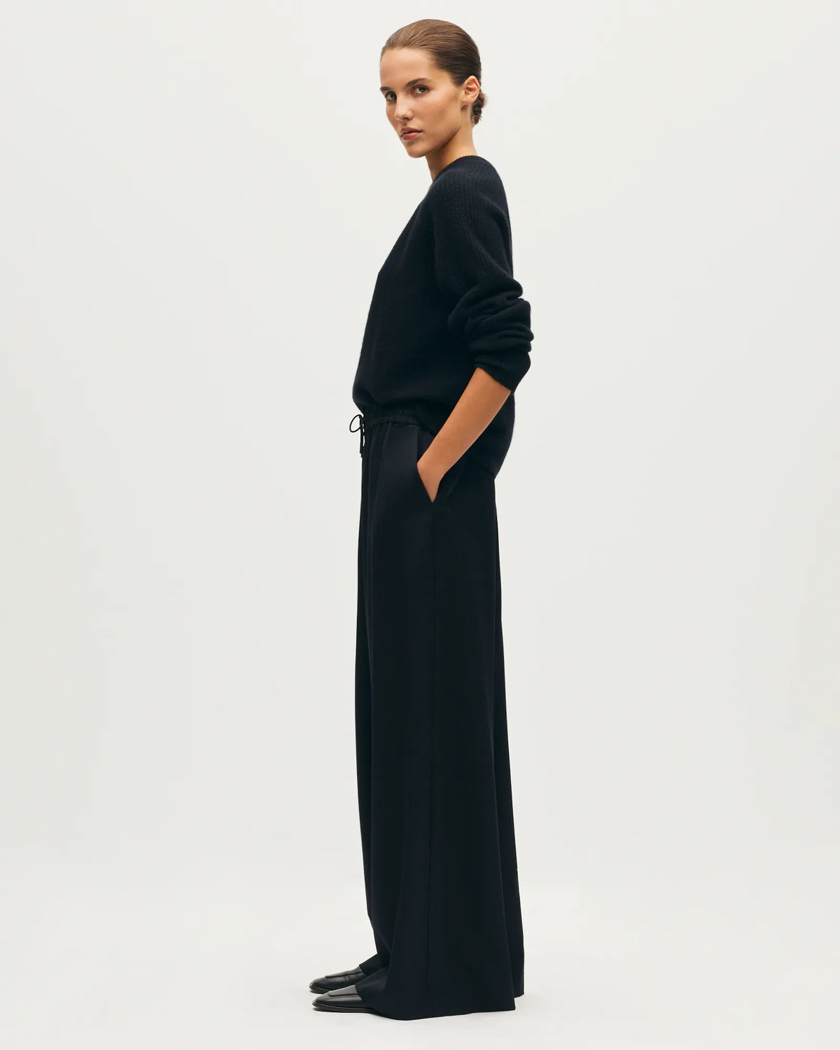 H091 BLACK BEAUTY