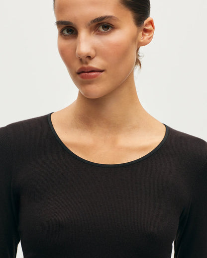 H091 BLACK BEAUTY