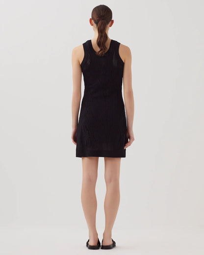 H091 BLACK BEAUTY