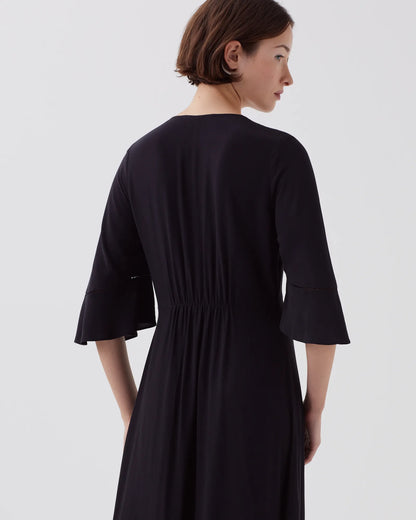 H091 BLACK BEAUTY