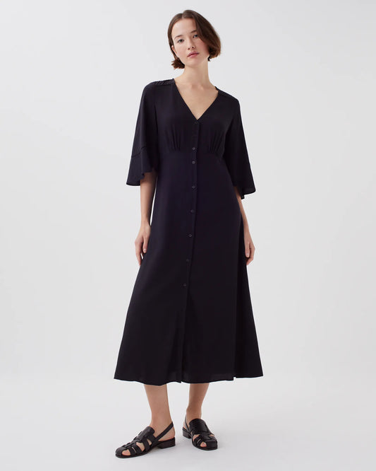 H091 BLACK BEAUTY