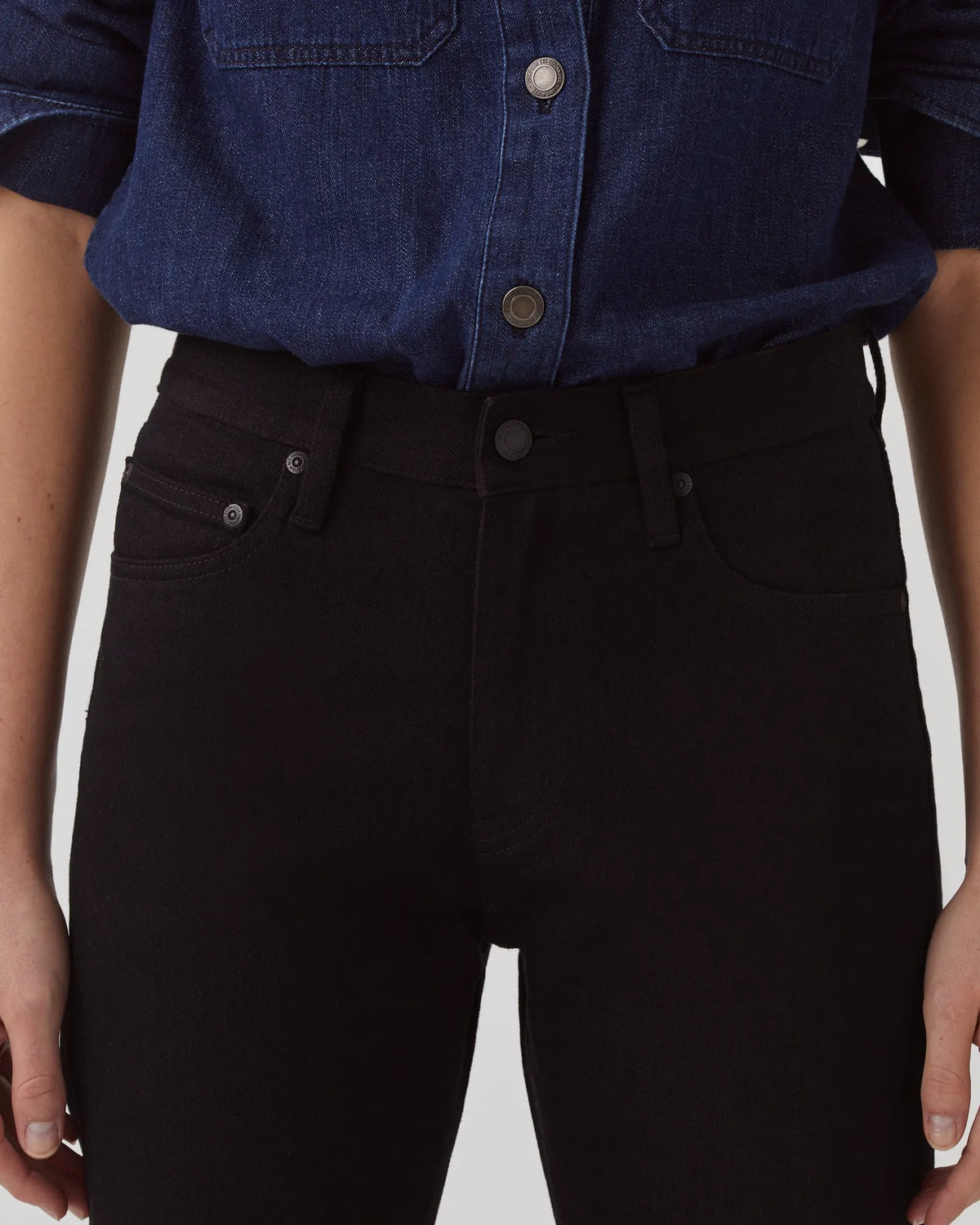 I090 BLACK (denim)