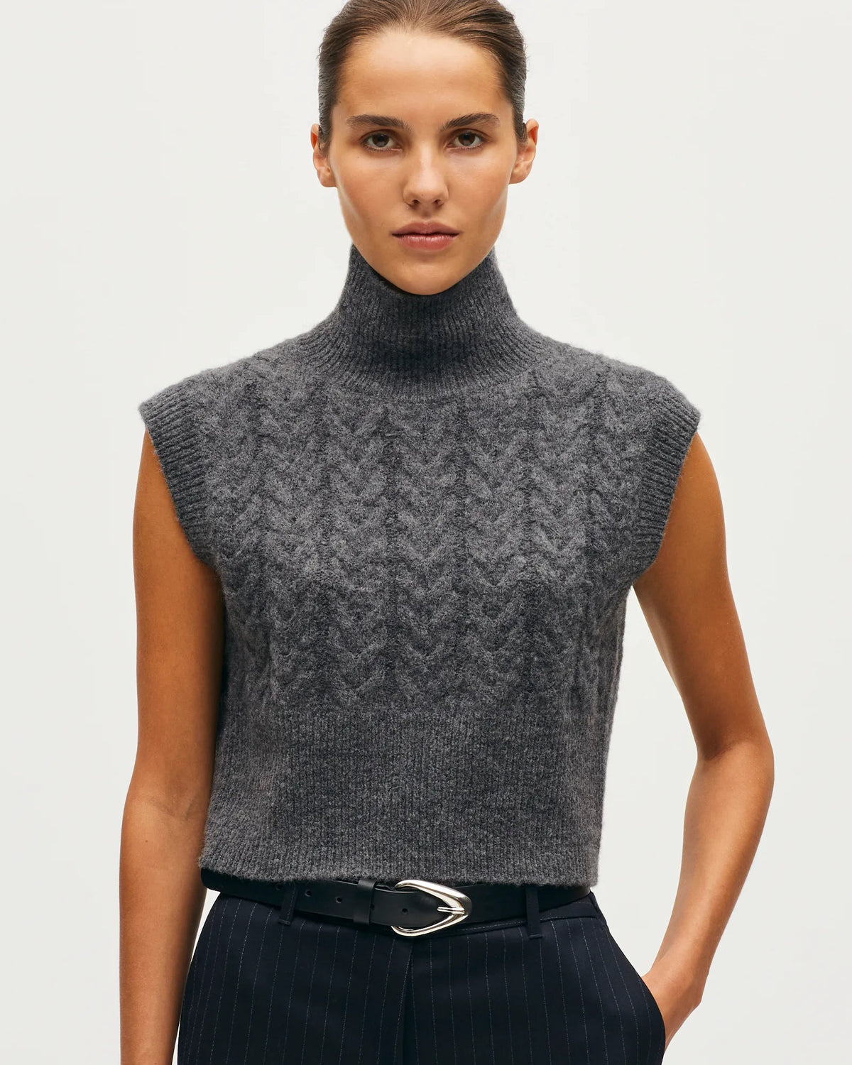 K070 MEL GRAY