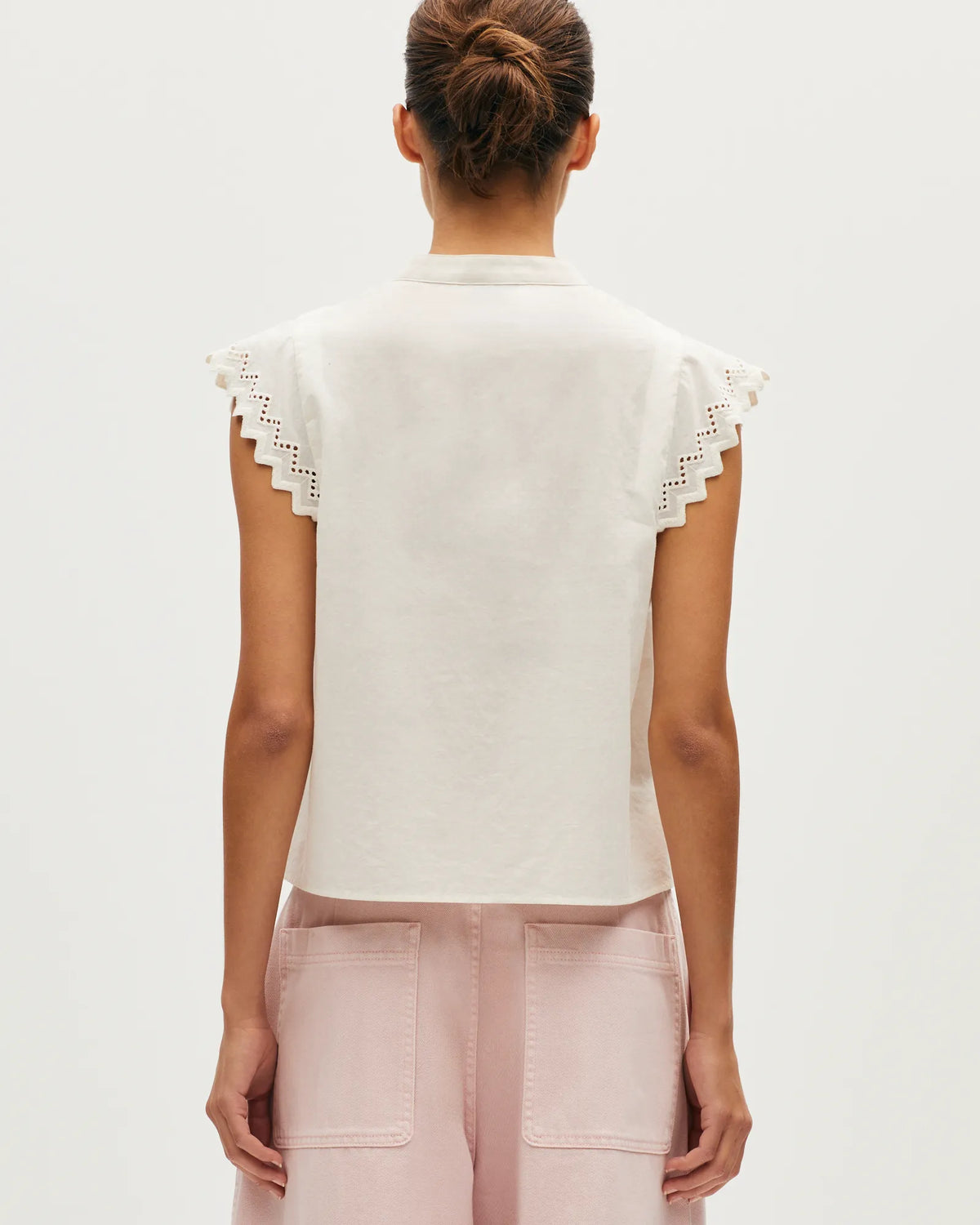 L010 ANTIQUE WHITE