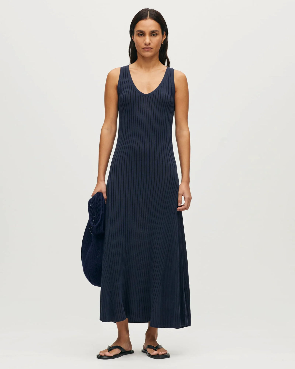 L682 BLUE BLACK