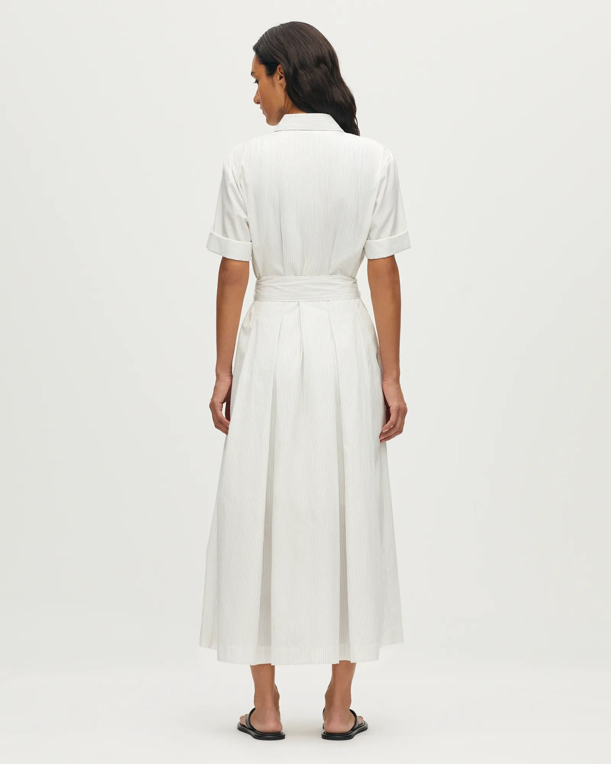 L002 ST WHITE BLACK