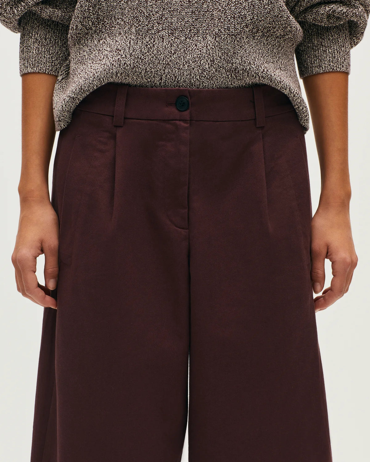 L380 FUDGE DARK BROWN