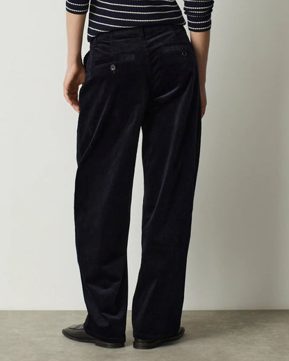 U690 NAVY