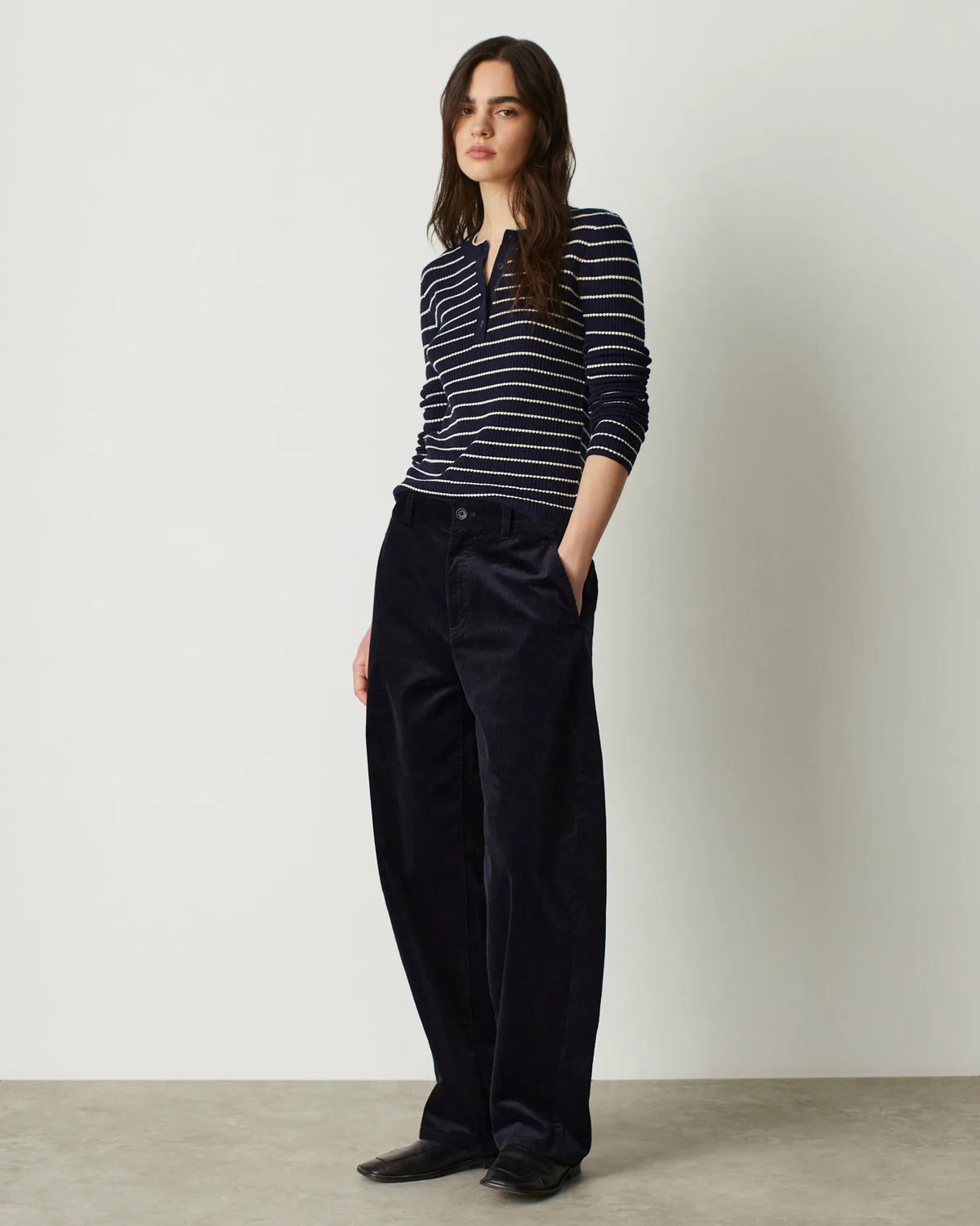 U690 NAVY