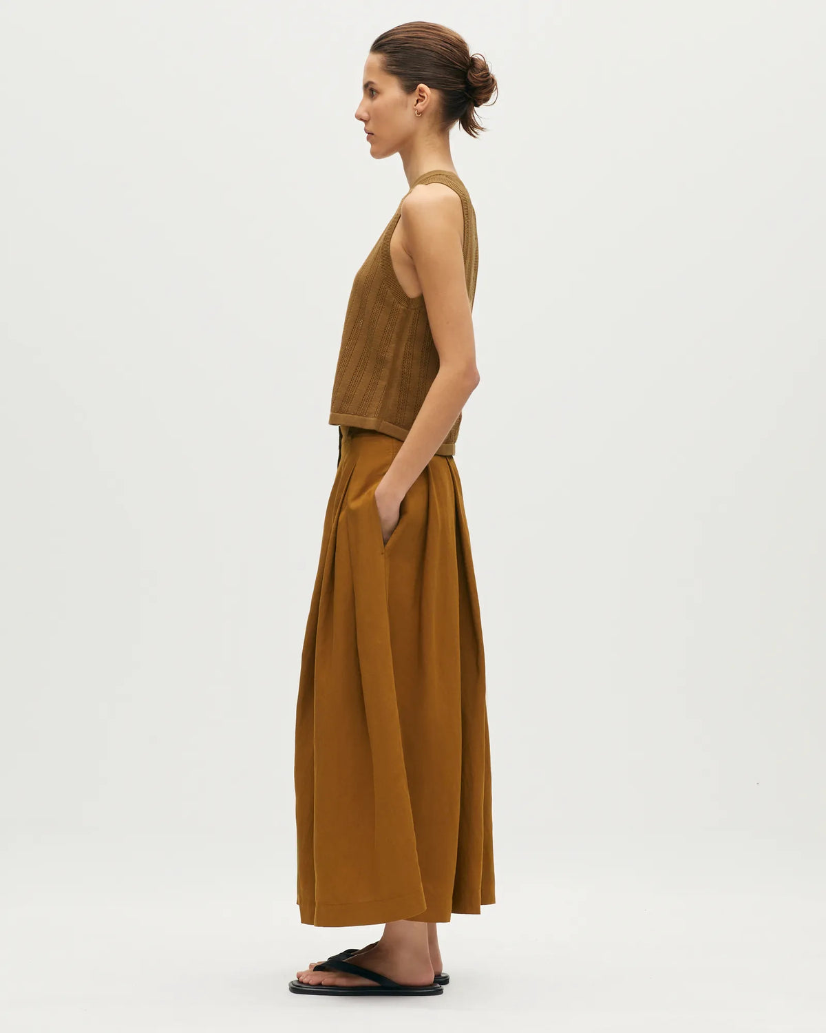 L340 CAROB BROWN