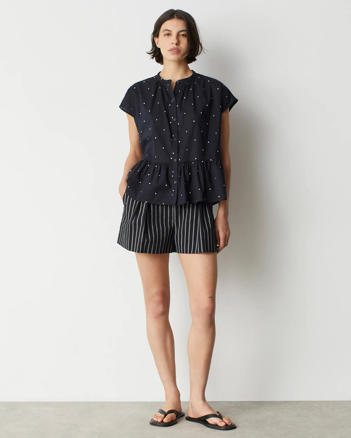 M090 PINDOT BLACK