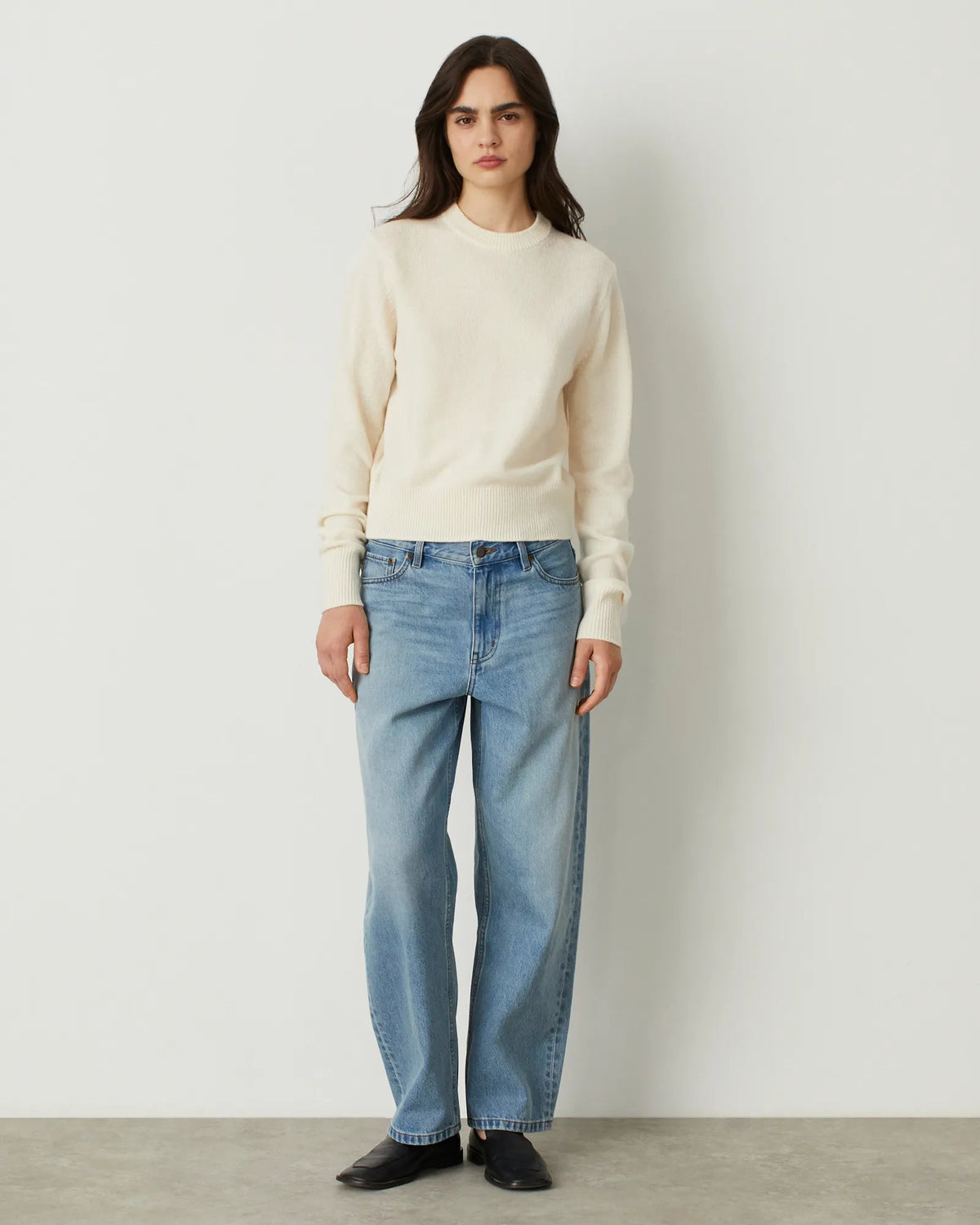 U010 OFF WHITE