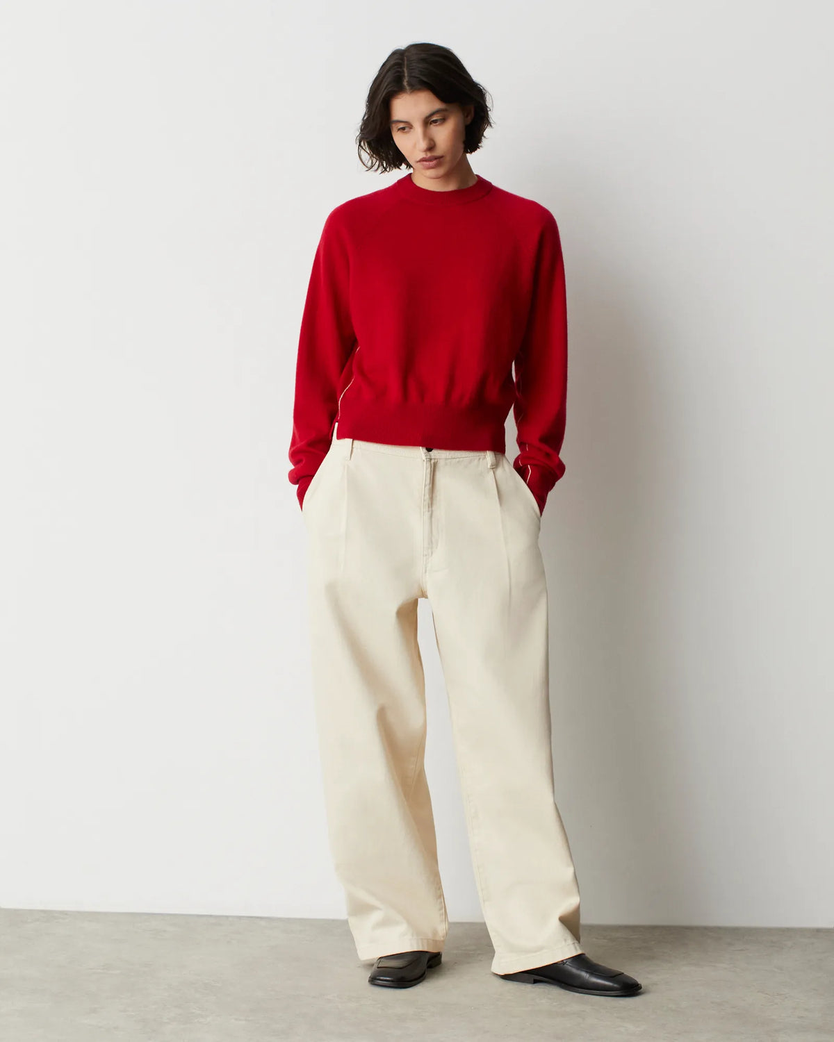 M151 RED ST ECRU